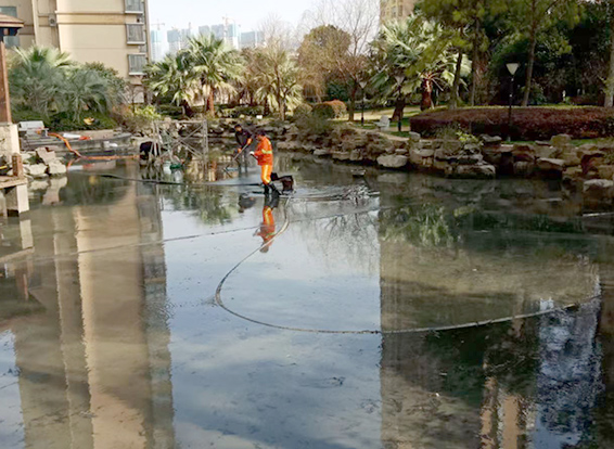 义马景观池淤泥清理